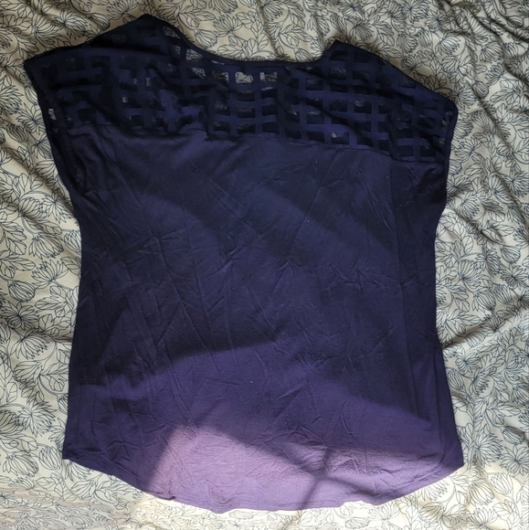 Mesh Top Shirt - Picture 4 of 5
